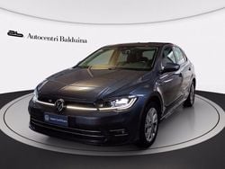 Smoky grey metalizzato Usata 2022 VW Polo Style Tre volumi | 17.500 € (Buon prezzo)