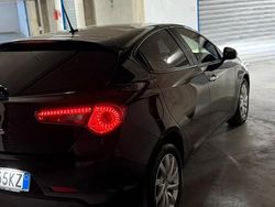 Nero Usata 2015 Alfa Romeo Giulietta Due volumi | 8000 € (Buon prezzo)