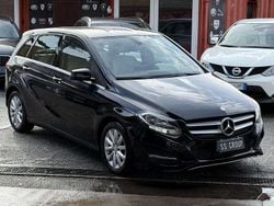 Nero Usata 2016 Mercedes B200 Monovolume | 7999 € (Super prezzo)