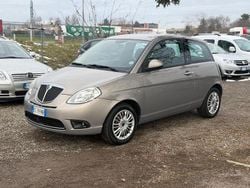 Argento Usata 2010 Lancia Ypsilon Due volumi | 2600 € (Buon prezzo)