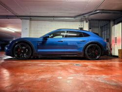 Blu/azzurro Usata 2023 Porsche Taycan Cross Turismo Station wagon | 82.000 €