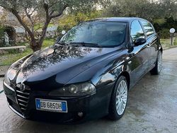 Usata 2007 Alfa Romeo 147 Due volumi | 2490 € (Molto cara)