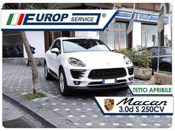 Bianco(met.) Usata 2016 Porsche Macan SUV | 41.999 € (Buon prezzo)