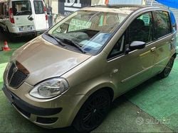 Marrone Usata 2009 Lancia Musa Monovolume | 3750 € (Ottimo prezzo)