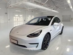 Bianco Usata 2020 Tesla Model 3 Long Range Tre volumi | 29.900 € (Buon prezzo)