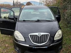 Nero Usata 2015 Lancia Musa Monovolume | 2000 €