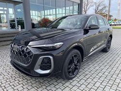 Nero mythos Nuova 2025 Audi Q5 S-Line SUV | 61.900 €