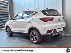 Bianco Usata 2021 MG ZS Comfort Tre volumi | 16.900 € (Buon prezzo)
