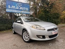 Grigio Usata 2008 Fiat Bravo Dynamic Due volumi | 2300 € (Buon prezzo)