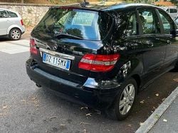 Nero Usata 2009 Mercedes B180 Monovolume | 3200 € (Ottimo prezzo)