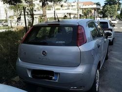 Grigio Usata 2014 Fiat Grande Punto Due volumi | 6500 € (Cara)