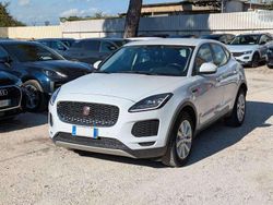 Bianco(met.) Usata 2018 Jaguar E-Pace S SUV | 16.300 € (Molto cara)