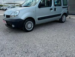 Grigio Usata 2009 Renault Kangoo Monovolume | 3900 € (Ottimo prezzo)