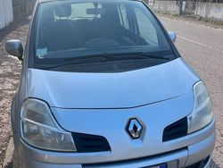 Grigio Usata 2010 Renault Grand Modus Monovolume | 1800 € (Super prezzo)