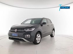 Deep black perlato Usata 2023 VW T-Cross Advance SUV | 23.000 € (Cara)
