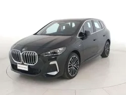 Black sapphire metallizzato Usata 2022 BMW 230e Active Tourer M Sport Monovolume | 41.000 €