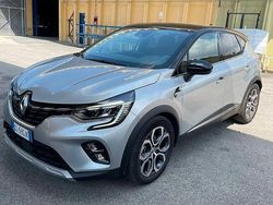 Usata 2022 Renault Captur SUV | 20.000 € (Molto cara)