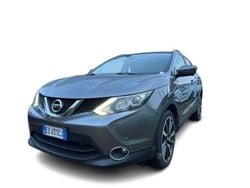 Grigio Usata 2015 Nissan Qashqai Tekna SUV | 12.950 € (Buon prezzo)
