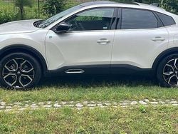 Bianco Usata 2023 Citroën e-C4 Shine SUV | 19.999 € (Buon prezzo)