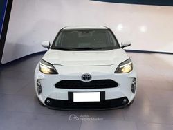 Bianco Usata 2025 Toyota Yaris Hybrid Business Edition Tre volumi | 25.450 € (Molto cara)
