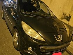 Nero Usata 2011 Peugeot 207 Due volumi | 2800 € (Super prezzo)
