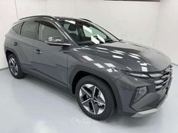 Shimmering silver Nuova 2025 Hyundai Tucson SUV | 29.900 € (Buon prezzo)