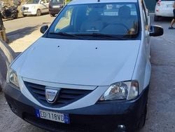Bianco Usata 2010 Dacia Logan Pick-up | 6800 €
