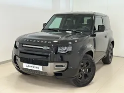 Santorini black Usata 2024 Land Rover Defender SE Dynamic SUV | 74.700 € (Buon prezzo)