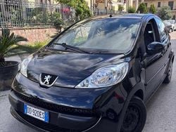 Nero Usata 2007 Peugeot 107 Due volumi | 2950 € (Buon prezzo)