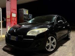 Usata 2010 Renault Mégane Dynamique Tre volumi | 4990 € (Molto cara)