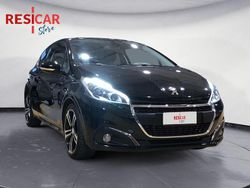 Nero Usata 2016 Peugeot 208 GT-line Due volumi | 9900 € (Buon prezzo)
