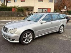 Argento Usata 2001 Mercedes C32 AMG AMG Station wagon | 9000 €
