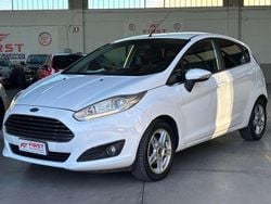 Bianco Usata 2014 Ford Fiesta Titanium Tre volumi | 5900 € (Buon prezzo)