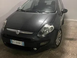 Usata 2011 Fiat Punto Evo Due volumi | 3200 € (Buon prezzo)