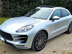 Usata 2016 Porsche Macan Turbo Performance Package SUV | 36.000 € (Ottimo prezzo)
