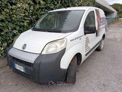 Bianco Usata 2011 Fiat Fiorino Monovolume | 2490 € (Buon prezzo)