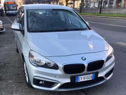 Argento Usata 2015 BMW 218 Monovolume | 10.900 € (Buon prezzo)