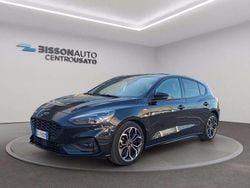 Nero met. Usata 2020 Ford Focus ST-Line Tre volumi | 17.700 € (Buon prezzo)