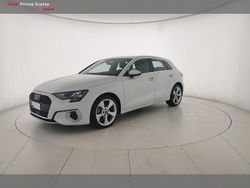 Bianco ghiacciaio metallizzato Usata 2022 Audi A3 Advanced Tre volumi | 26.900 € (Buon prezzo)