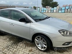 Grigio Usata 2012 Lancia Delta Due volumi | 5500 € (Buon prezzo)