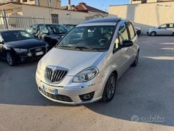Giallo Usata 2011 Lancia Musa Platinum Monovolume | 5490 € (Buon prezzo)