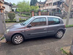 Usata 2006 Renault Clio II Tre volumi | 500 € (Super prezzo)