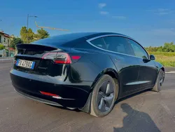 Nero Usata 2019 Tesla Model 3 Long Range Tre volumi | 19.990 € (Buon prezzo)