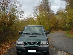 Verde Usata 2000 Nissan Terrano SUV | 5600 €