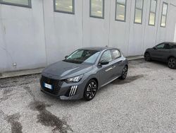 Grigio Usata 2025 Peugeot 208 Allure Due volumi | 17.500 € (Buon prezzo)