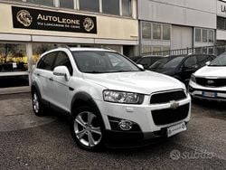 Bianco Usata 2011 Chevrolet Captiva LTZ SUV | 5800 € (Buon prezzo)