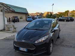 Usata 2015 Ford Fiesta Due volumi | 7000 € (Buon prezzo)