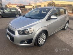Grigio Usata 2014 Chevrolet Aveo LTZ Due volumi | 4350 € (Cara)