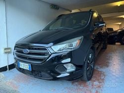 Nero Usata 2017 Ford Kuga Business Edition SUV | 14.700 € (Buon prezzo)