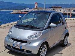 Argento Usata 2007 Smart ForTwo Coupé Due volumi | 6200 € (Molto cara)